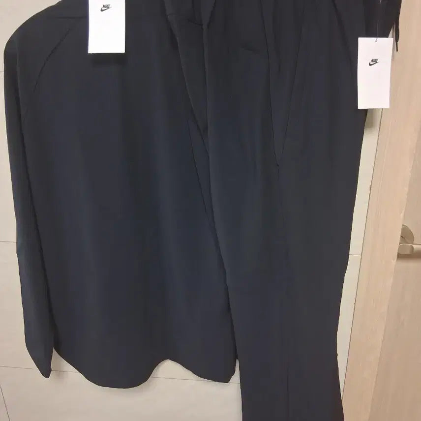 [BUNJANG] Nike Training Suit Set (Spring/Autumn) - Size L / 나이키 트레이닝복 춘추용 세트 L