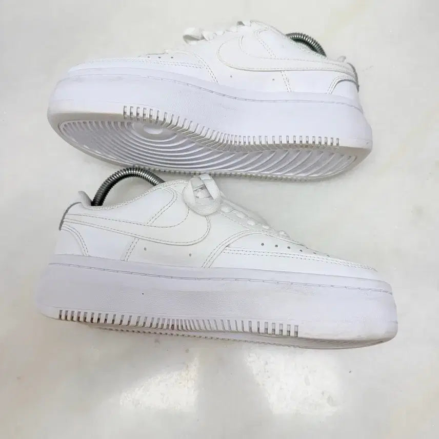 [BUNJANG] Nike Court Vision Alta Platform White Sneakers / (245)나이키 운동화 코트비전 알타 플랫폼 화이트