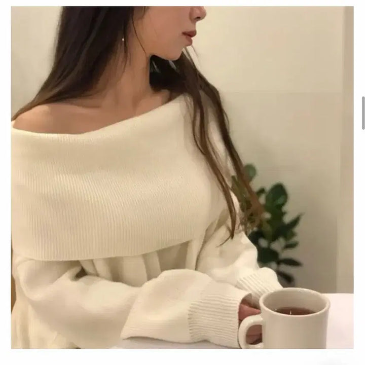 [BUNJANG] Off-shoulder Knit Top / 아이보리 오프숄더 니트