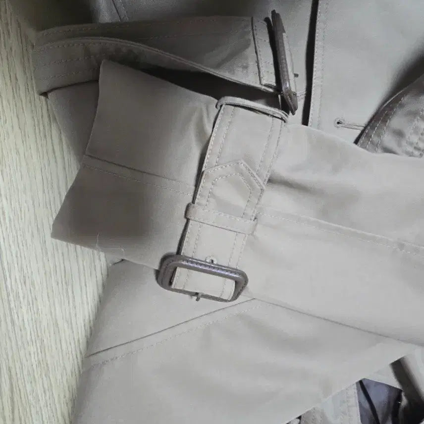 [BUNJANG] Beige Women's Trench Coat / 베이지색 여성 트렌치 코트