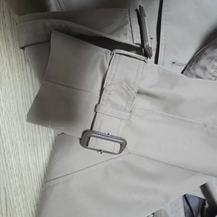 [BUNJANG] Beige Women's Trench Coat / 베이지색 여성 트렌치 코트
