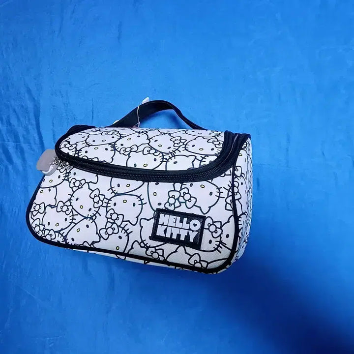 [BUNJANG] Sanrio Hello Kitty Polyester Storage Bag / 산리오 헬로 키티 여성용 폴리에스터 수납 가방