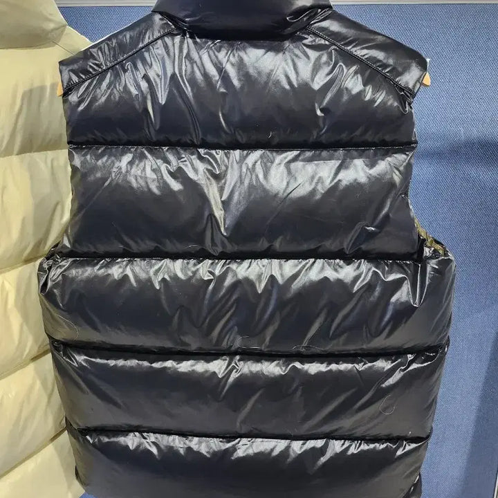 [BUNJANG] Moncler Vest / 몽클 조끼