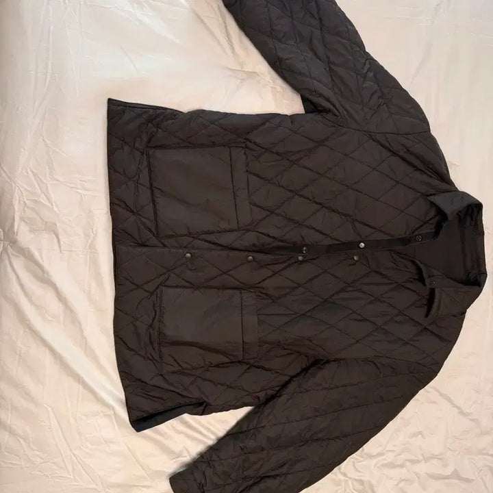 [BUNJANG] Amomento Reversible Quilted Jacket / 아모멘토 리버시블 퀼팅 자켓