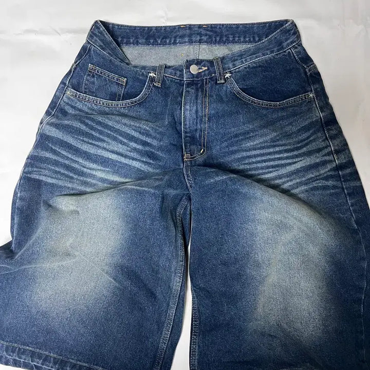 [BUNJANG] NCT Jaehyun Bermuda Pants / 이지노이지 버뮤다 팬츠(1)