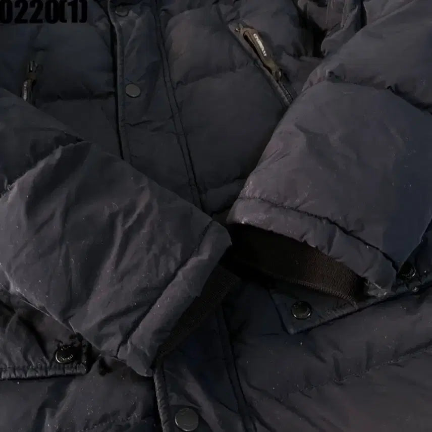 [SOLD OUT] CP 컴퍼니 후드 패딩 네이비