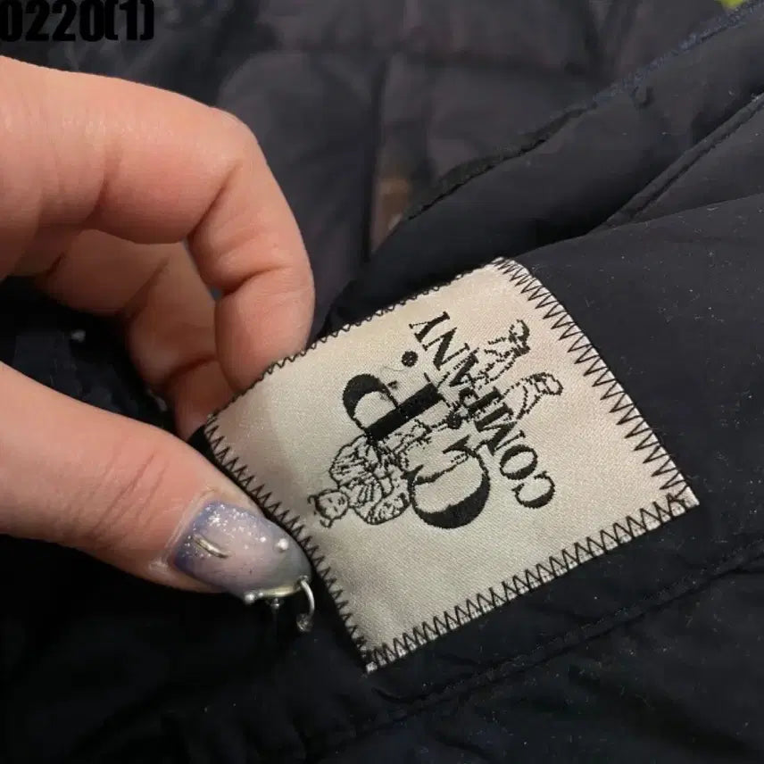 [SOLD OUT] CP 컴퍼니 후드 패딩 네이비