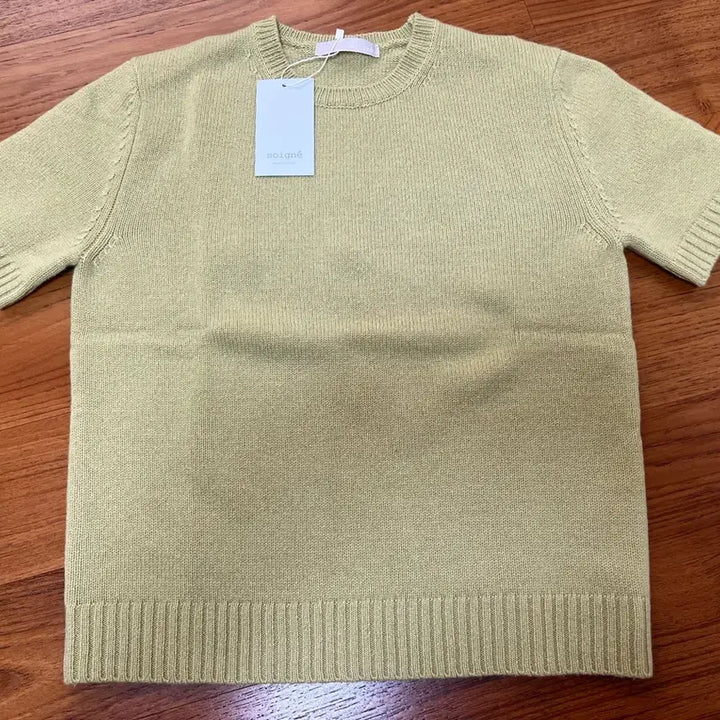 [BUNJANG] Swan-E Cashmere Top / 쎄모먼 스와니에 캐시미어100 탑