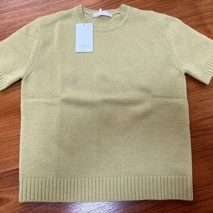 [BUNJANG] Swan-E Cashmere Top / 쎄모먼 스와니에 캐시미어100 탑