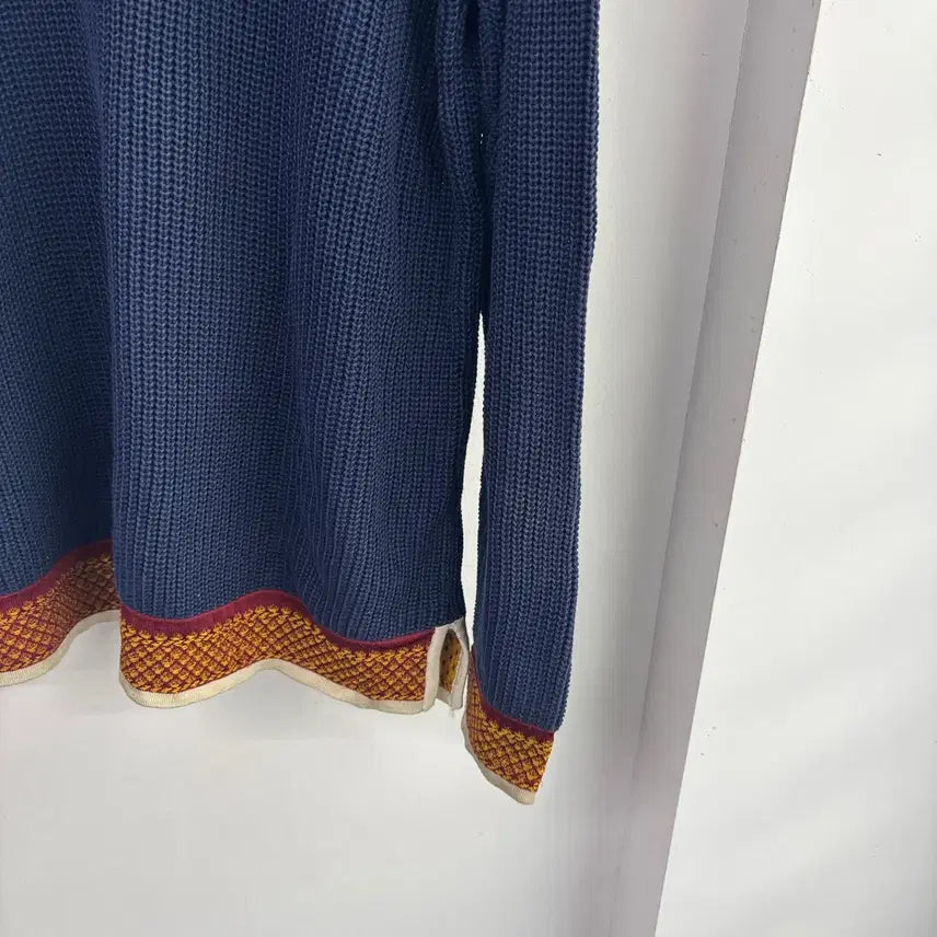 [BUNJANG] FUZZI Navy Knit / FUZZI 네이비 니트