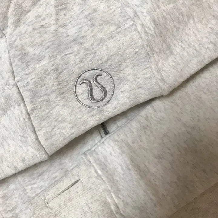 [BUNJANG] Lululemon Scuba Full-Zip Hoodie / 룰루레몬 스쿠바 후드집업 그레이