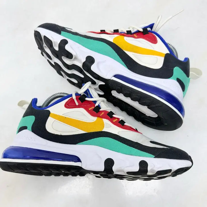 [BUNJANG] Nike React 270 Sneakers / (250)나이키 운동화 리액트270
