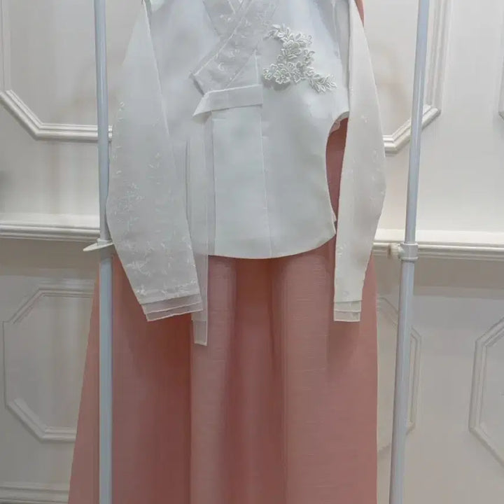 [BUNJANG] Pink Dangui Hanbok (Size 66) / 핑크 당의 한복 66사이즈