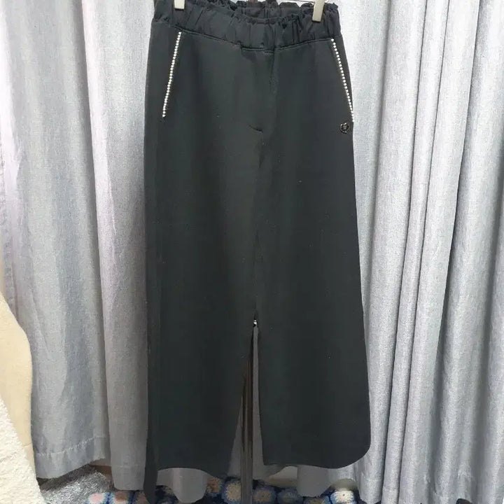 [BUNJANG] ANNA SUI Pearl Embellished Slacks / 55안나수이 진주알 고급 슬랙스