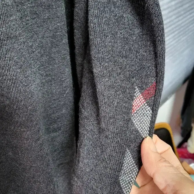 [BUNJANG] Burberry Gray Round Neck Knit / 버버리 그레이 라운드넥 니트