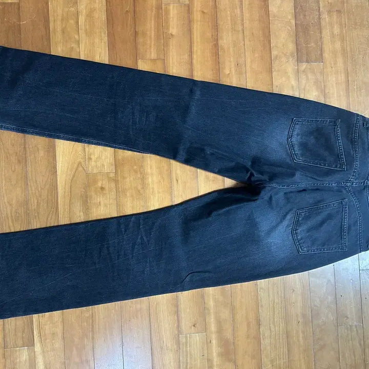 [BUNJANG] Etce Black Denim Patch / etce 패치 흑청 다이아 데님 이티씨이