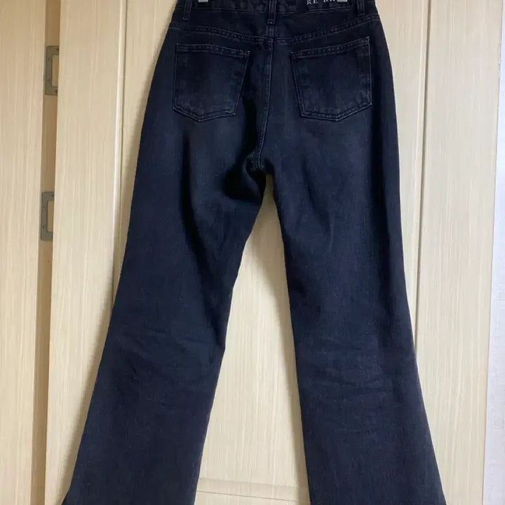 [BUNJANG] Black Bootcut Long Jeans / 블랙 흑청 부츠컷 롱 청바지