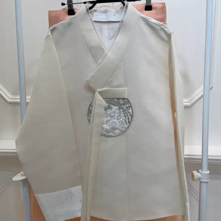 [BUNJANG] Apricot Dangui Hanbok Size 88 / 살구 당의 한복 88사이즈