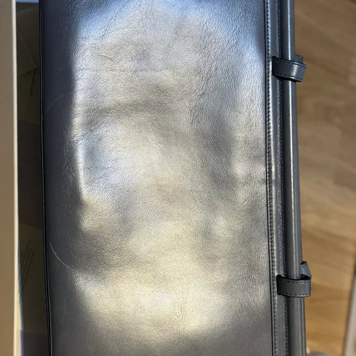 [BUNJANG] TUTTI Parallel Bag Blue / 투티에 파라렐백 블루 변색 그레이