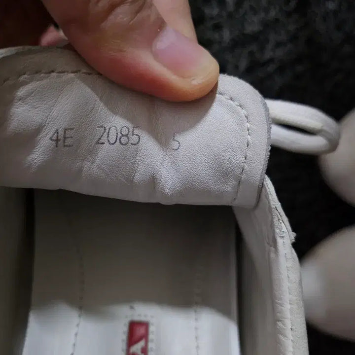 [BUNJANG] Prada White Sneakers / 프라다 화이트 스니커즈 운동화