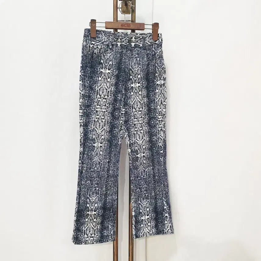 [BUNJANG] Sculptor Python Bootcut Pants S / (JJ29331)스컬프터 파이톤 부츠컷 팬츠 S