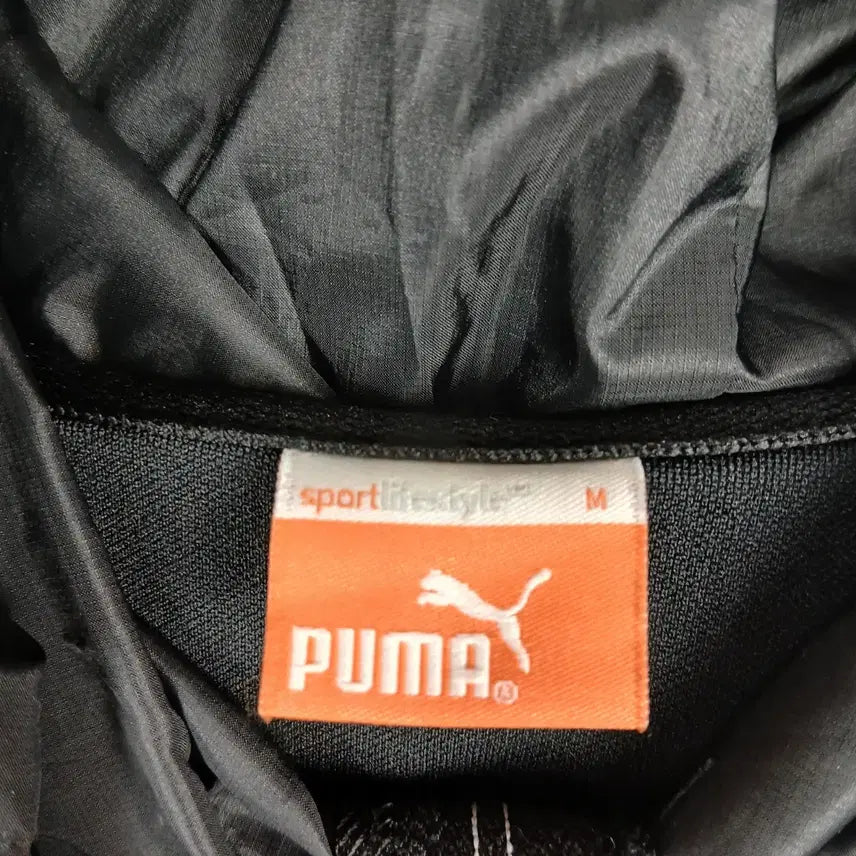 [BUNJANG] Puma Black/Fluorescent Green Half-Zip Windbreaker (Size 90) / 푸마 여성 블랙/형광색 후드 바람막이 반집업 티셔츠(90)