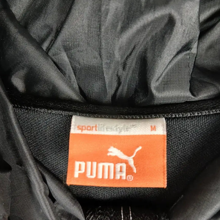 [BUNJANG] Puma Black/Fluorescent Green Half-Zip Windbreaker (Size 90) / 푸마 여성 블랙/형광색 후드 바람막이 반집업 티셔츠(90)
