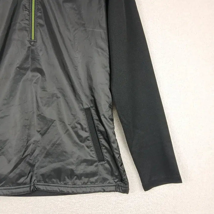 [BUNJANG] Puma Black/Fluorescent Green Half-Zip Windbreaker (Size 90) / 푸마 여성 블랙/형광색 후드 바람막이 반집업 티셔츠(90)