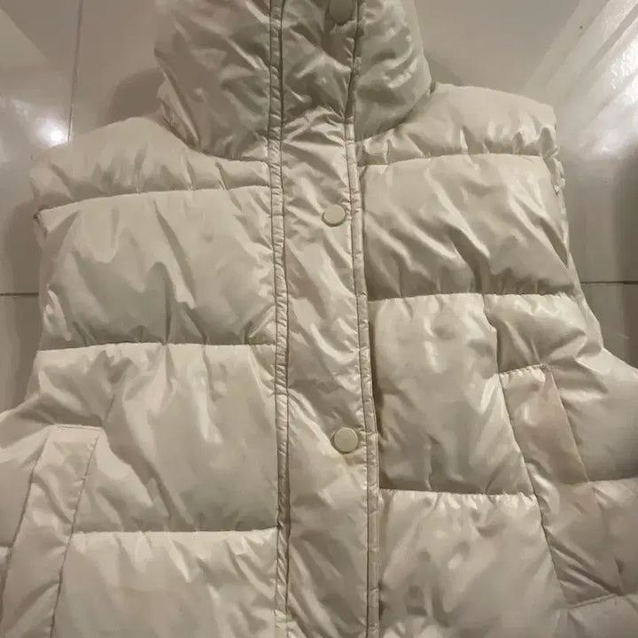 [BUNJANG] Ivory Padded Vest / 아이보리 패딩 조끼