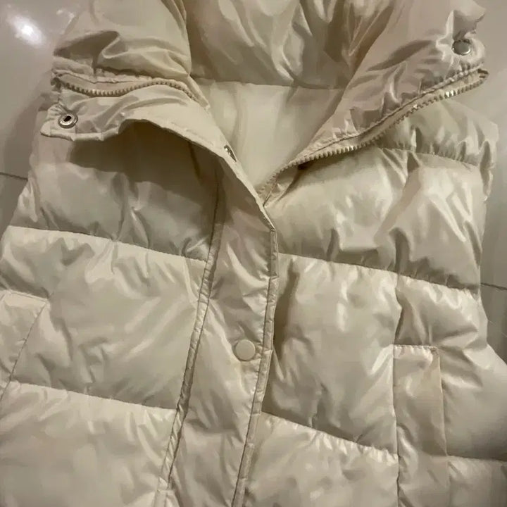 [BUNJANG] Ivory Padded Vest / 아이보리 패딩 조끼