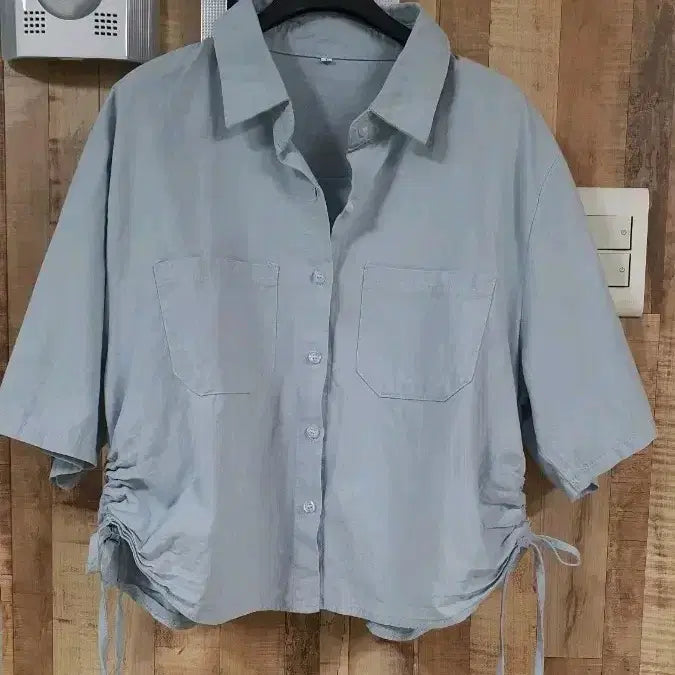 [SOLD OUT] 2. 하늘색 반팔셔츠  (새상품)
