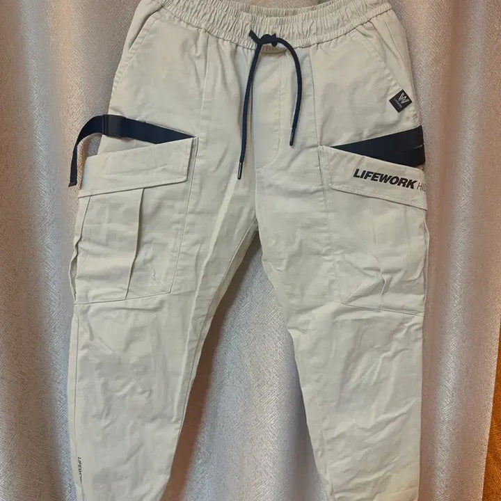 [BUNJANG] LifeWork Beige Cargo Jogger Pants / 라이프워크 베이지색 카고 조거 팬츠
