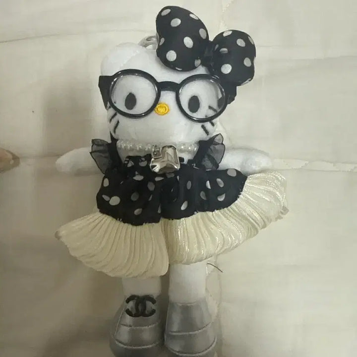 [BUNJANG] Keyring (2) Set / 키티 인형 키링 2개 세트