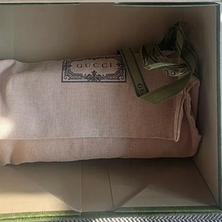 [BUNJANG] Gucci GG Marmont Bicolor Zipper Wallet (New) / [구찌 GG마몽]바이컬러 지퍼 지갑 새상품