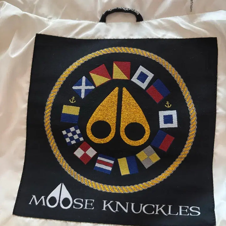 [BUNJANG] Moose Knuckles White Puffer Jacket / 무스너클 화이트 푸퍼 패딩