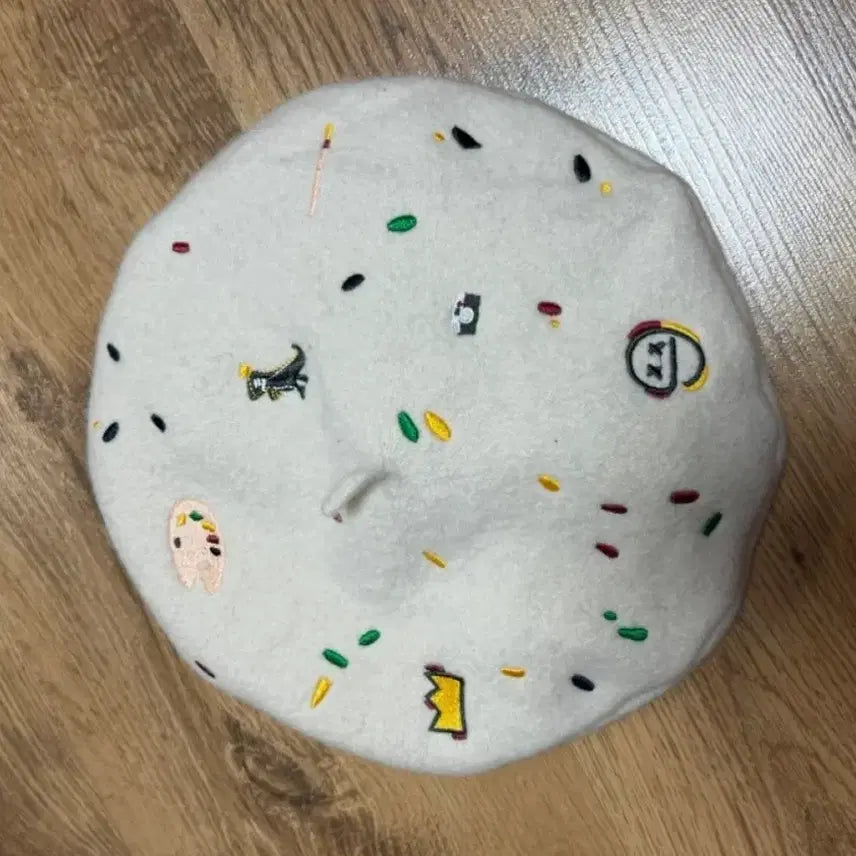 [BUNJANG] Ivory Embroidered Beret / 아이보리 자수 베레모