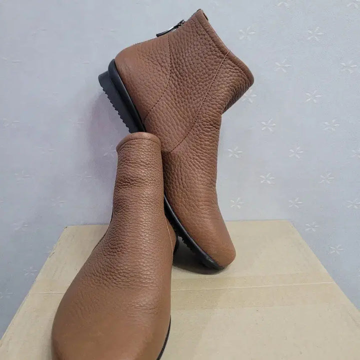 [BUNJANG] Geiger Brown Leather Ankle Boots / 240)가이거 브라운 가죽 앵클 부츠
