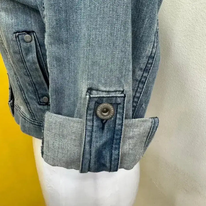 [BUNJANG] Crop Denim Jacket (M) / 여성 크롭 연청 데님자켓 /M 55~66 /슬림핏/허리라인 예쁜 청자켓