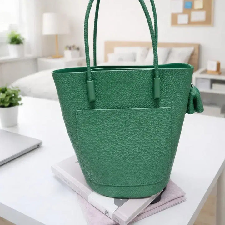 [BUNJANG] Genuine Leather Mini Bucket Bag with Elephant Charm / (무배)소가죽 미니 버킷백