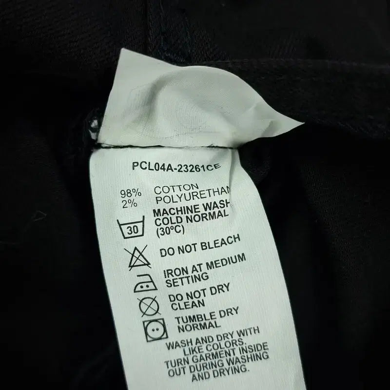 [BUNJANG] Levi's Low Rise Cotton Mini Skirt / 리바이스 로우라이즈 코튼 미니스커트 블랙 M18935