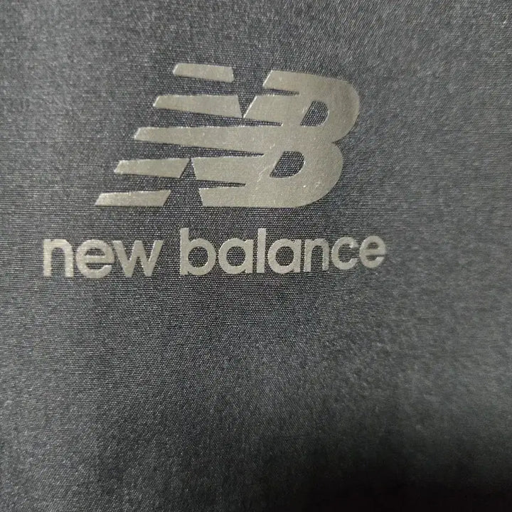 [BUNJANG] New Balance Black Coach Jacket / 뉴발란스 블랙 코치 자켓