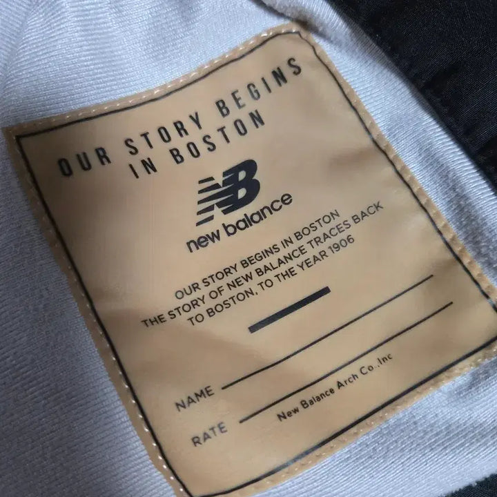 [BUNJANG] New Balance Black Coach Jacket / 뉴발란스 블랙 코치 자켓