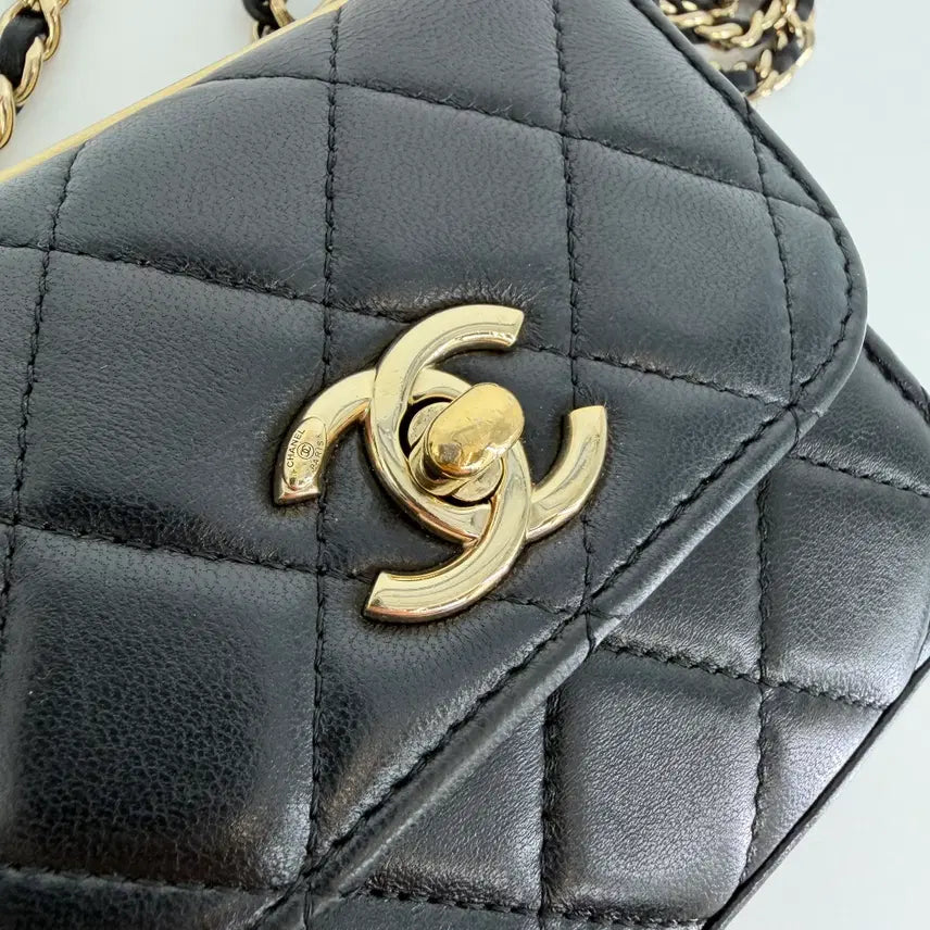 [BUNJANG] Trendy CC Mini Crossbody Bag / 샤넬 트렌디CC 미니 크로스백