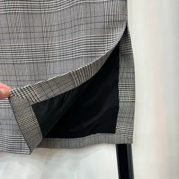 [BUNJANG] Mojosphere Skirt / 모조이스핀스커트