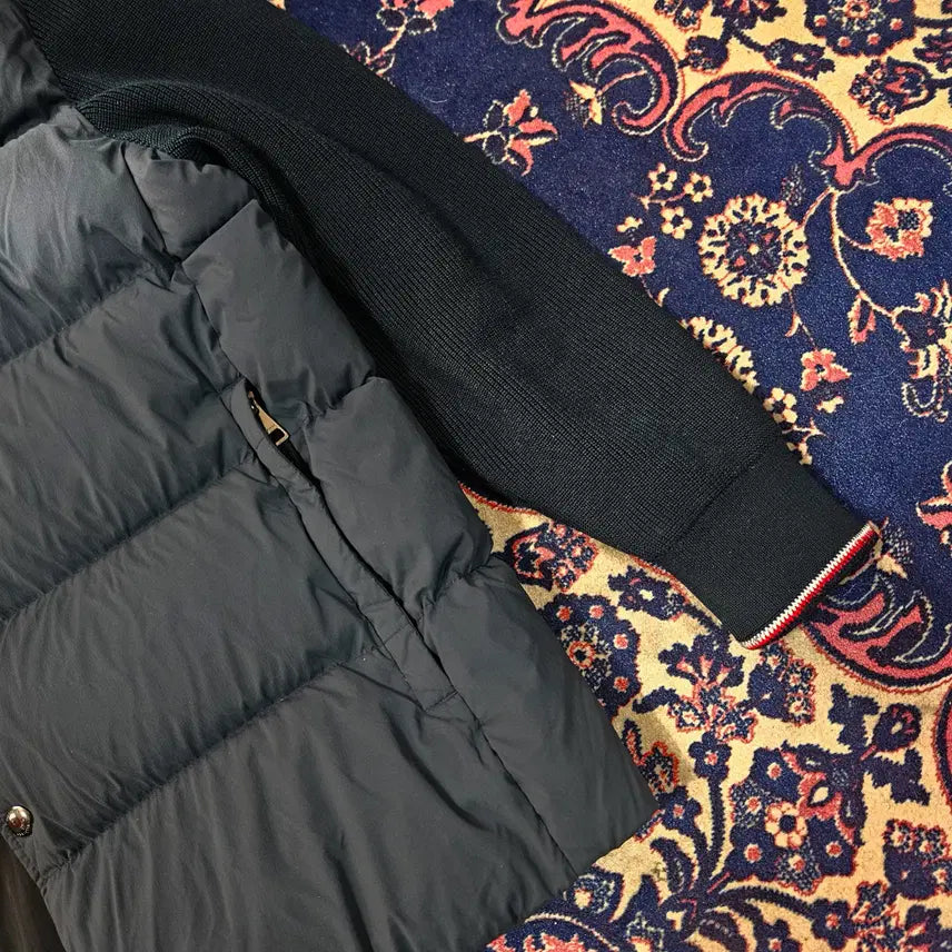 [BUNJANG] Tommy Hilfiger Goose Down Layered Padded Jumper / 타미힐피거 구스다운 니트 레이어드 패딩 점퍼