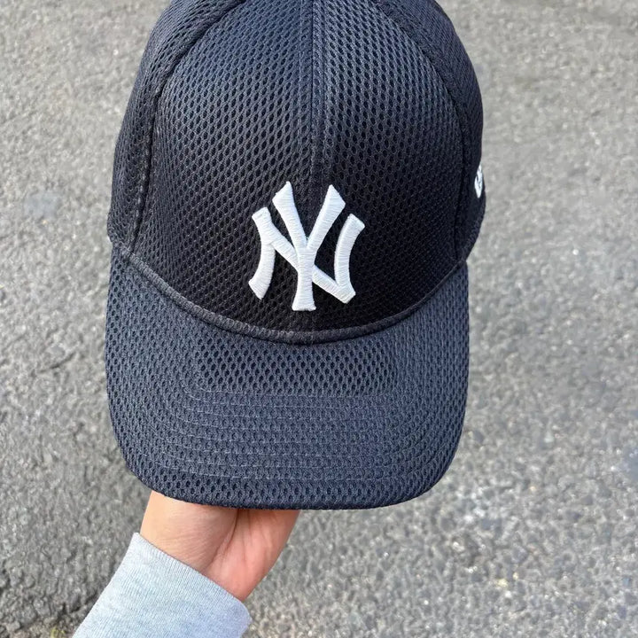 [BUNJANG] New Era Mesh Ball Cap / New Era 뉴에라 메쉬 볼캡 모자