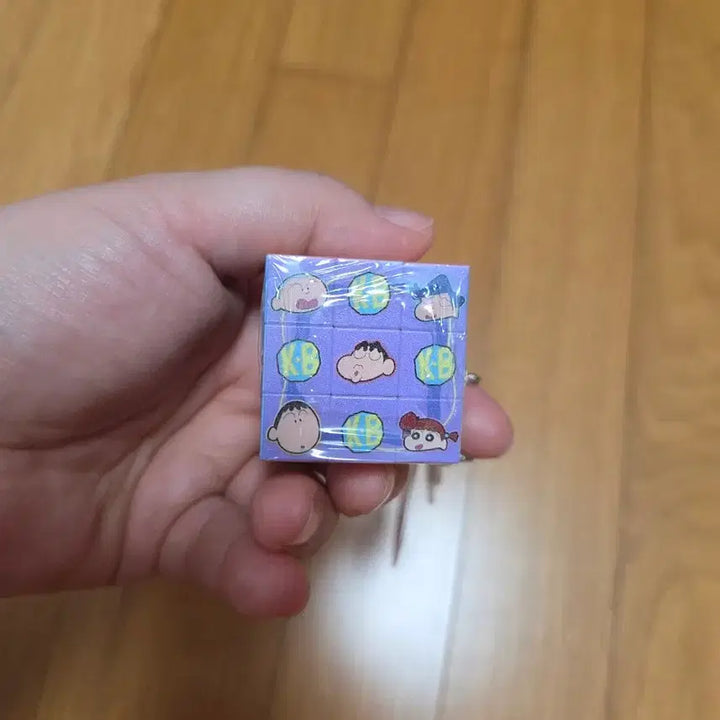 [BUNJANG] Crayon Shin-chan Cube Keyring / 짱구 키링 큐브  새상품