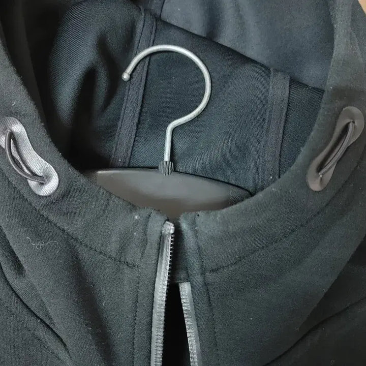 [BUNJANG] SPYDER Hooded Zip-up Jacket / SPYDER 스파이더 양 어깨 배색 후드집업