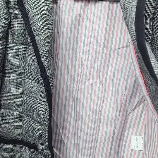 [BUNJANG] Beige Check Quilted Jacket / Beige 베이지 체크 퀼팅 자켓