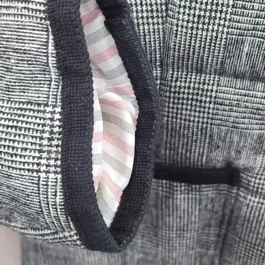 [BUNJANG] Beige Check Quilted Jacket / Beige 베이지 체크 퀼팅 자켓